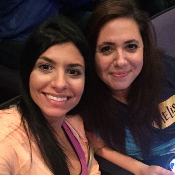 Meet the Posher - Picture 2 of 3